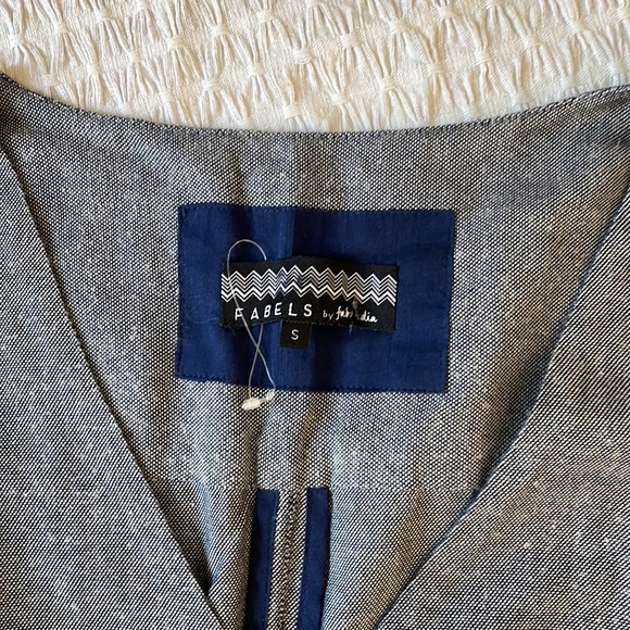 FABINDIA Sleeveless cotton Jacket - Picture 4 of 4